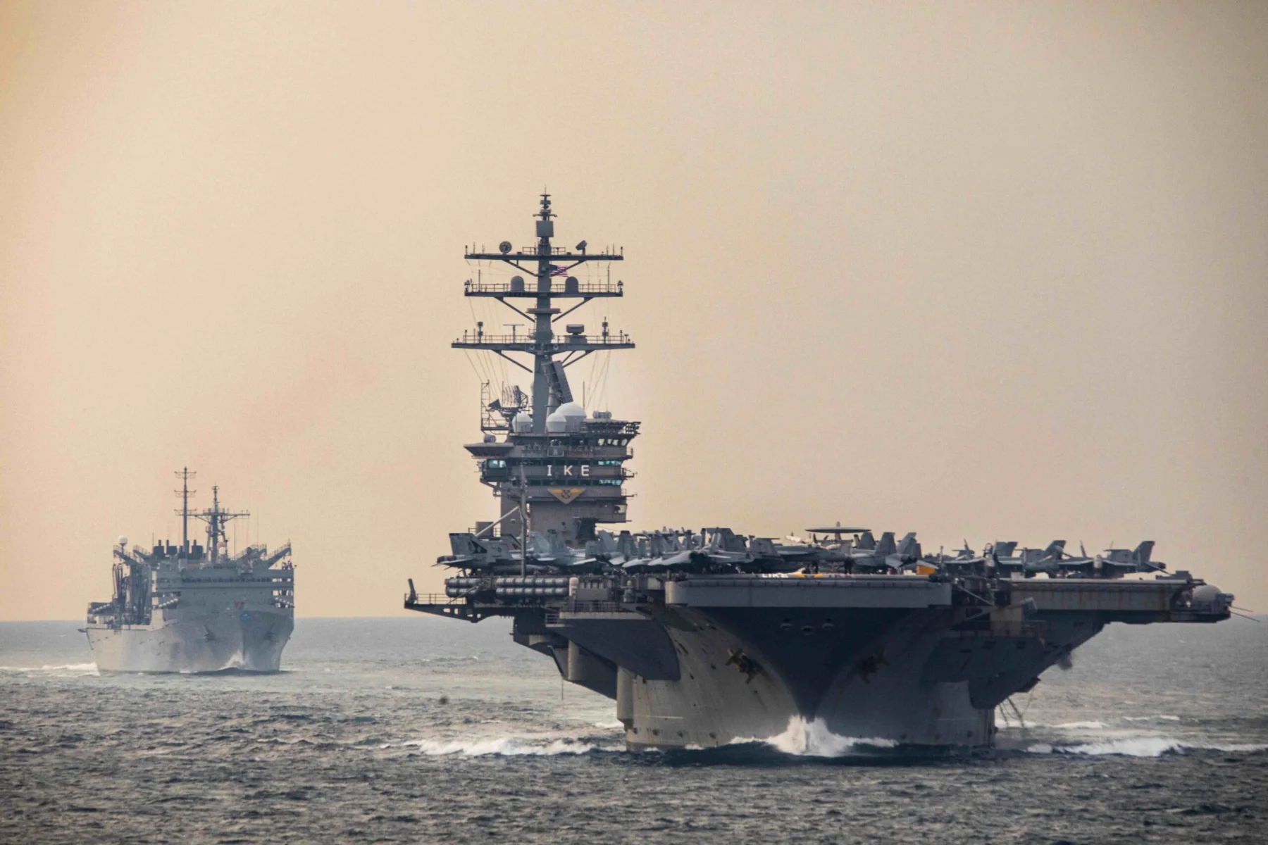 SUA pregătesc trimiterea portavionului USS Theodore Roosevelt în Orientul Mijlociu