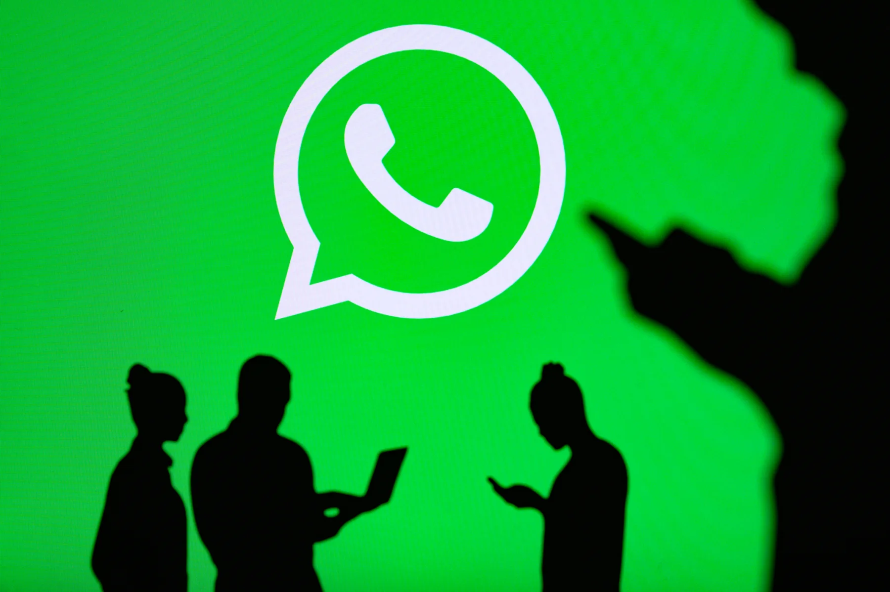 Un angajat al Philips România ar fi dezinstalat WhatsApp înaintea unui control al Consiliului Concurenței
