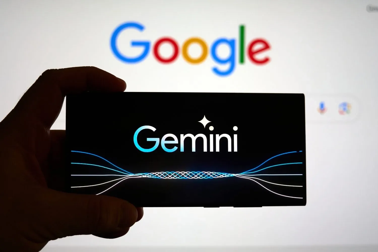 Google anunță Gmail Live și noi integrări Gemini controlate prin voce