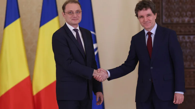 Nicușor Dan i-a cerut să preia Guvernul! Luca Niculescu dezvăluie ce l-a făcut să accepte funcția de premier