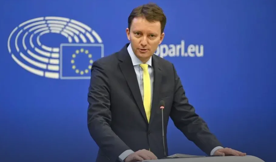 SIEGFRIED MUREȘAN RESPINGE TĂIEREA BUGETULUI UE CU 8%! MESAJ FERM DIN PARLAMENTUL EUROPEAN